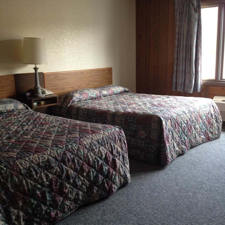 Oneida Village Inn Three Lakes Kamer foto